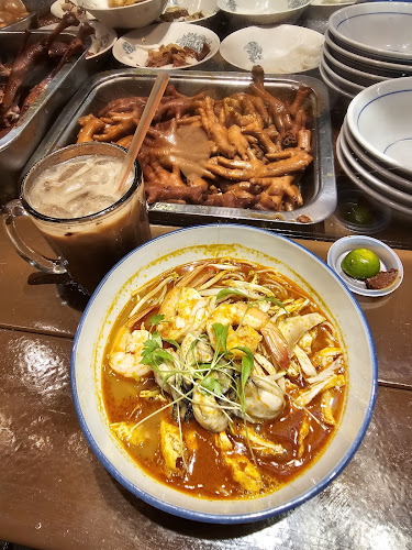 Padungan Street Food 婆羅岸美食 - Gastronomi dan perhotelan