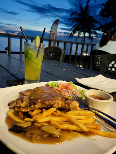 La Playa, Bar & Restaurant