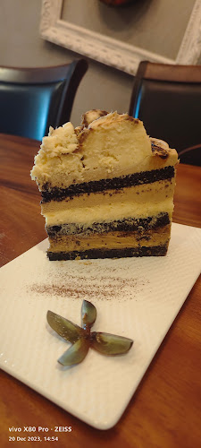 Comentarii opinii despre Simple Cafe And Treats