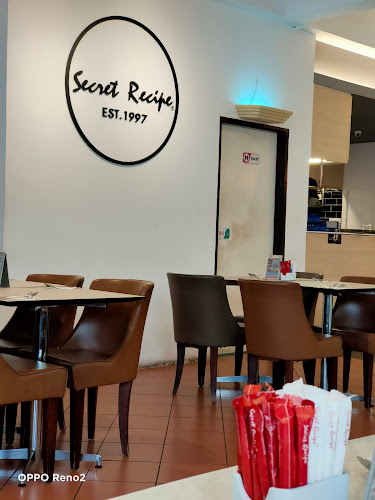 Restoran Secret Recipe - Gastronomi dan perhotelan