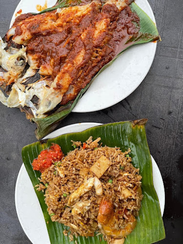 Opinii despre Ahmed's Nasi Goreng Seafood în George Town - Gastronomi dan perhotelan
