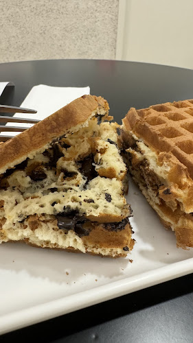 Comentarii opinii despre Mr Waffle Damansara Uptown