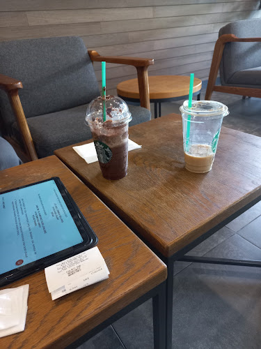 Comentarii opinii despre Starbucks Jelapang Square DT
