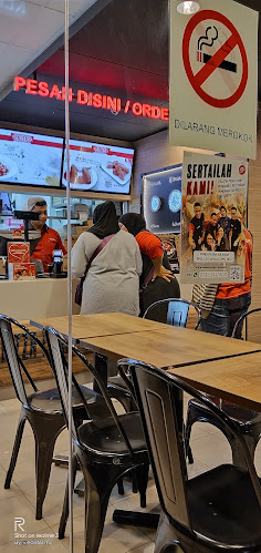 Opinii despre Pizza Hut în Seremban - Gastronomi dan perhotelan