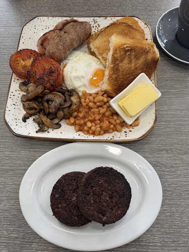 Opinii despre Sausage KL Cafe & Deli în Kuala Lumpur - Gastronomi dan perhotelan