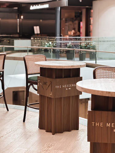 Comentarii opinii despre The Messengers by JWC