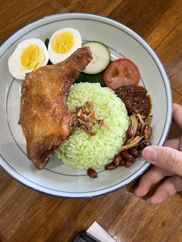 Opinii despre Feed Me Restaurants PLT în Miri - Gastronomi dan perhotelan