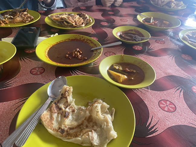 Roti Canai Asam Pedas - Melaka