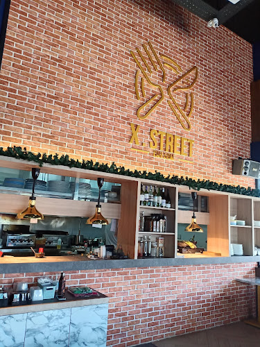 X.Street Cafe & Dine