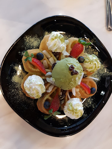 Marketplace Waffle Bar & Cafe