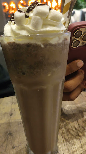 Vivo Pizza AEON Mall Bandaraya Melaka - Gastronomi dan perhotelan