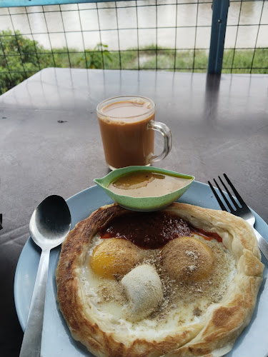 Opinii despre Mamu D’Sungei (Roti Canai) în Lenggong - Gastronomi dan perhotelan