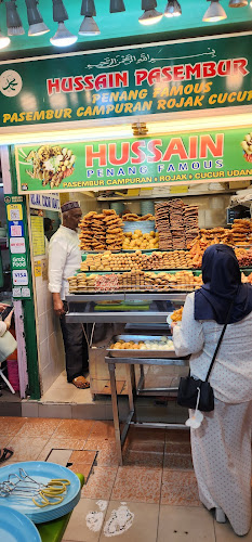 Kompleks Makanan Medan Renong Padang Kota Lama