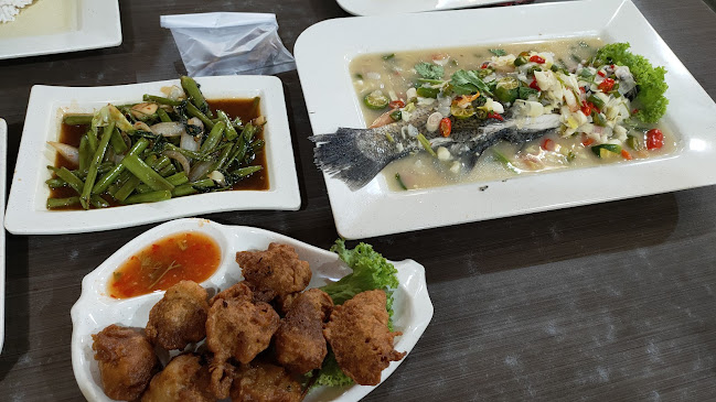 Lazathai - Gastronomi dan perhotelan