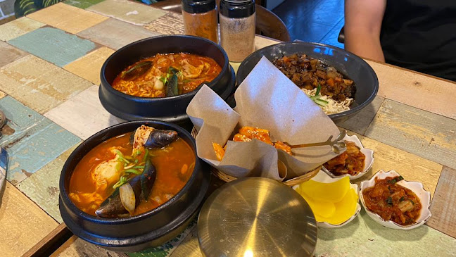 OmmaSón Signature Korean Cafe - Gastronomi dan perhotelan