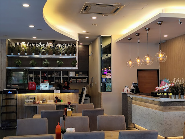 Sitiawan Strawberry Kafe - Seri Manjung