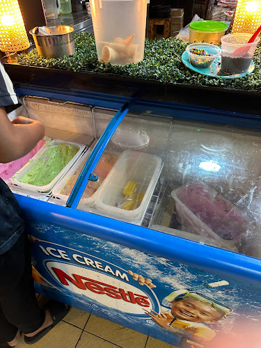 Comentarii opinii despre Dapoq Cikgu Steamboat and Grill Buffet