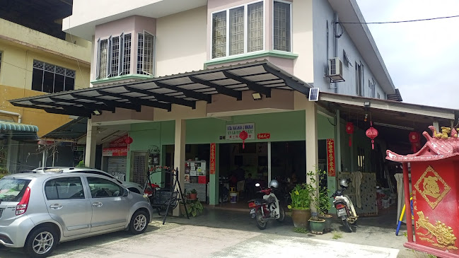 New slim river restaurant - Slim River