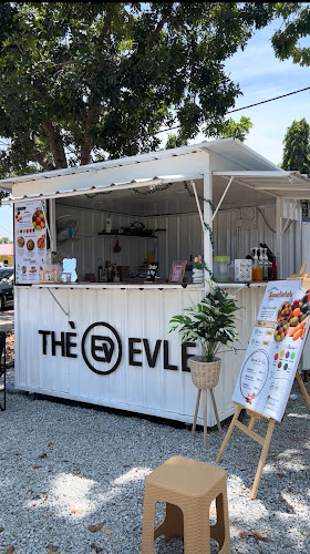 Opinii despre THE EVLE în Kampung Raja - Gastronomi dan perhotelan