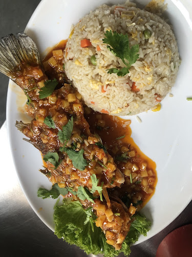 Opinii despre RESTORAN ALIF SURIA TOMYAM SEAFOOD în Johor Bahru - Gastronomi dan perhotelan