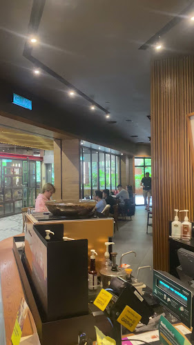 Opinii despre Starbucks 1 Utama New Wing în Petaling Jaya - Gastronomi dan perhotelan