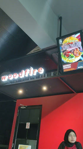 Opinii despre Woodfire Shah Alam în Shah Alam - Gastronomi dan perhotelan