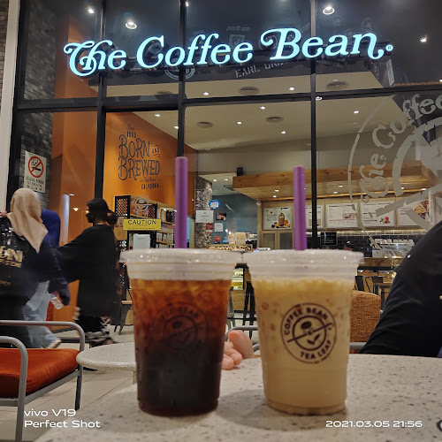 The Coffee Bean & Tea Leaf - Aman Central Mall - Gastronomi dan perhotelan