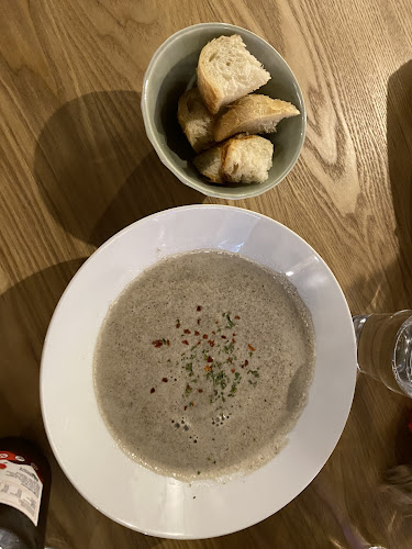 Opinii despre The Gather Yard în Kuantan - Gastronomi dan perhotelan