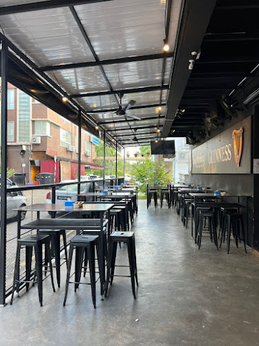 Tipsy Monkey - Gastronomi dan perhotelan