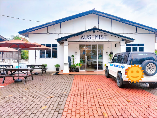 Ausemist Coffee Cafe