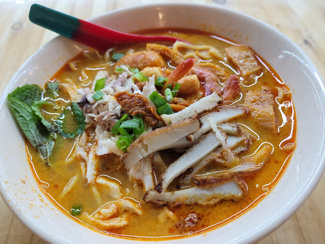 Pusat Makan Taman Tasik (Food Centre )