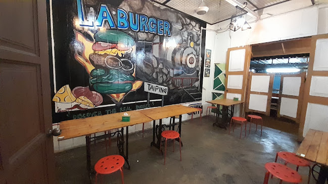 Opinii despre LA Burger Kukus Bakar în Taiping - Gastronomi dan perhotelan