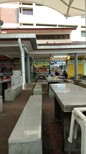 Comentarii opinii despre Kompleks Makanan Medan Renong Padang Kota Lama