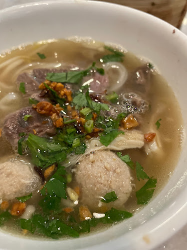 Comentarii opinii despre Loo Beef Noodle