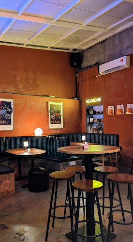 Backdoor Bodega - Gastronomi dan perhotelan