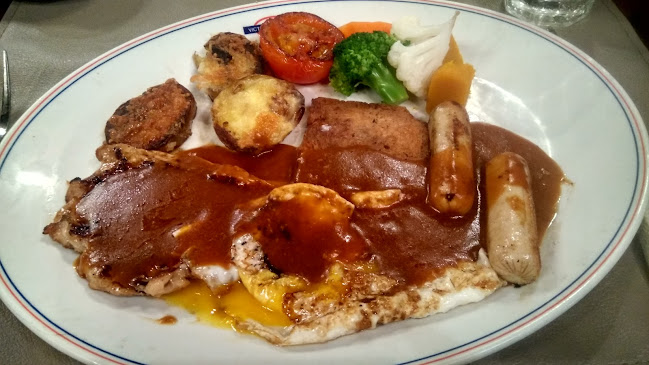 Restoran Victoria Station - Gastronomi dan perhotelan