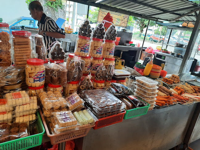 Asam Pedas Apak @ Perhentian Kuih Kampong - Melaka