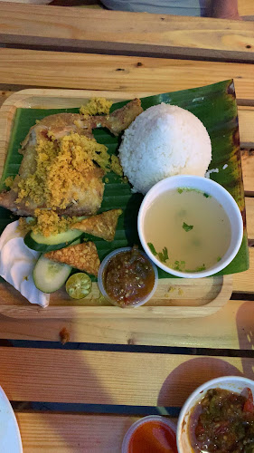 Ayam Penyet Banjir Bandar Medini(Legoland ) - Iskandar Puteri