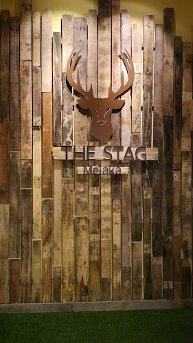 The Stag Melaka - Gastronomi dan perhotelan
