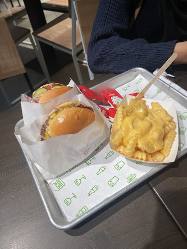 Shake Shack - Gastronomi dan perhotelan