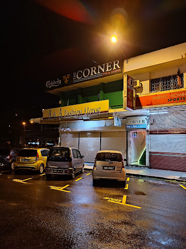 The Corner Pub & Lounge - Gastronomi dan perhotelan