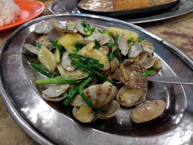 Comentarii opinii despre Alor Akar Seafood Restaurant