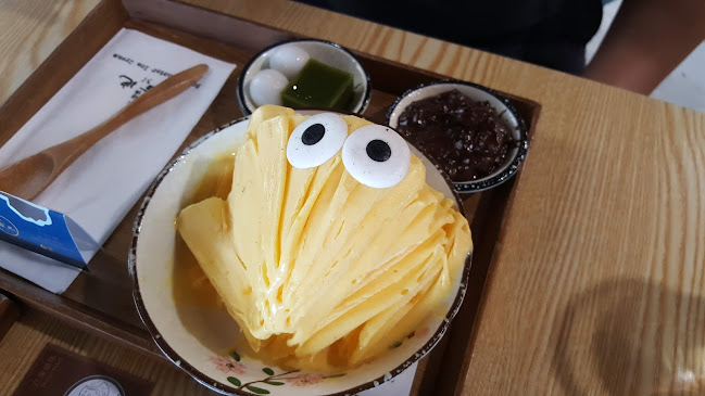 Monster Ice Cream Malaysia - Gastronomi dan perhotelan