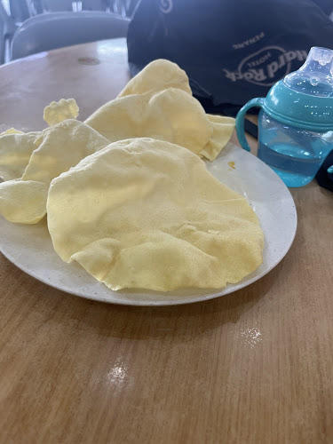 Opinii despre Restoran Deen Berjaya (Kari Kepala Ikan) Port Dickson în Port Dickson - Gastronomi dan perhotelan