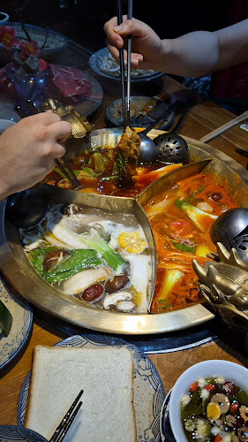 Opinii despre FWF Hotpot în Kuala Lumpur - Gastronomi dan perhotelan