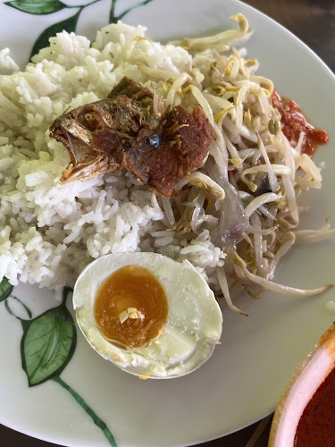 Amin Asam Pedas Bawah Pokok