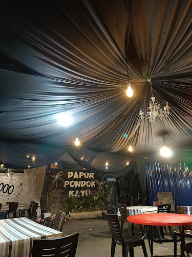 Dapur Pondok Kayu - Gastronomi dan perhotelan