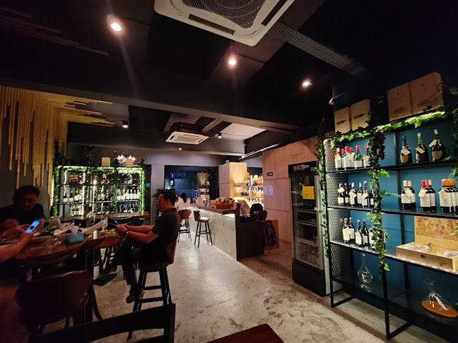 Comentarii opinii despre Bottle Haus