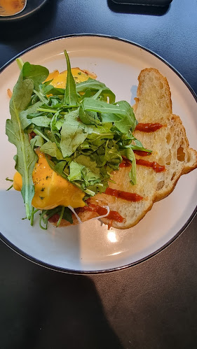 Comentarii opinii despre Naj & Belle Cafe Bangsar