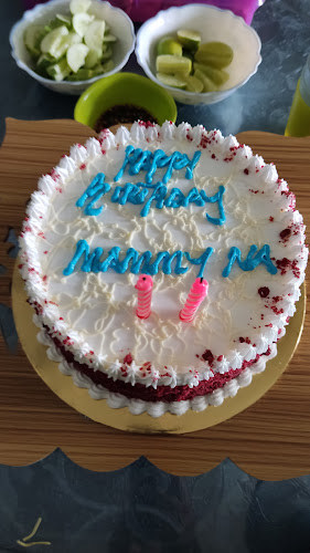 Kedai Kek & Roti Perling - Gastronomi dan perhotelan